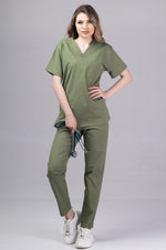 Încărcați imaginea în vizualizatorul Galerie, Costum Medical Premium de dama TAG Cool | Uniforma Medicala de vara | Kaki