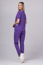 Încărcați imaginea în vizualizatorul Galerie, Costum Medical Premium de dama TAG Onyx | Uniforma Medicala Poly Spandex | Velvet cu paspoal Alb