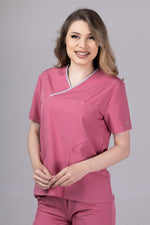 Încărcați imaginea în vizualizatorul Galerie, Costum Medical Premium de dama TAG Onyx | Uniforma Medicala Poly Spandex | Dusty Rose cu paspoal Argintiu
