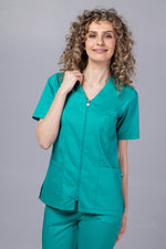 Încărcați imaginea în vizualizatorul Galerie, Costum Medical Premium TAG ZIP Confort | Uniforma Medicala Femei Bumbac | Verde Chirurgical