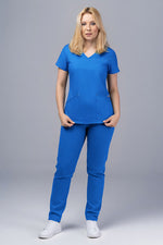 Încărcați imaginea în vizualizatorul Galerie, Costum Medical Premium TAG Ambra | Uniforma Medicala Feminina Cotton Stretch | Albastru Royal