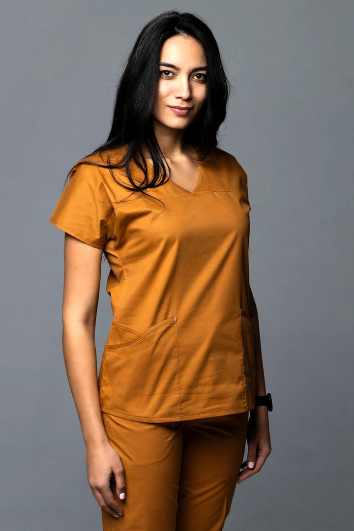 Costum Medical Premium TAG Ambra | Uniforma Medicala Feminina Cotton Stretch | Caramel
