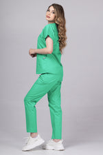 Încărcați imaginea în vizualizatorul Galerie, Costum Medical Premium TAG Ambra | Uniforma Medicala Feminina Cotton Stretch | Verde Spital