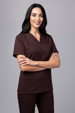 Încărcați imaginea în vizualizatorul Galerie, Costum Medical TAG ClassIQ | Uniforma Medicala Unisex Bumbac-Poliester | Maro