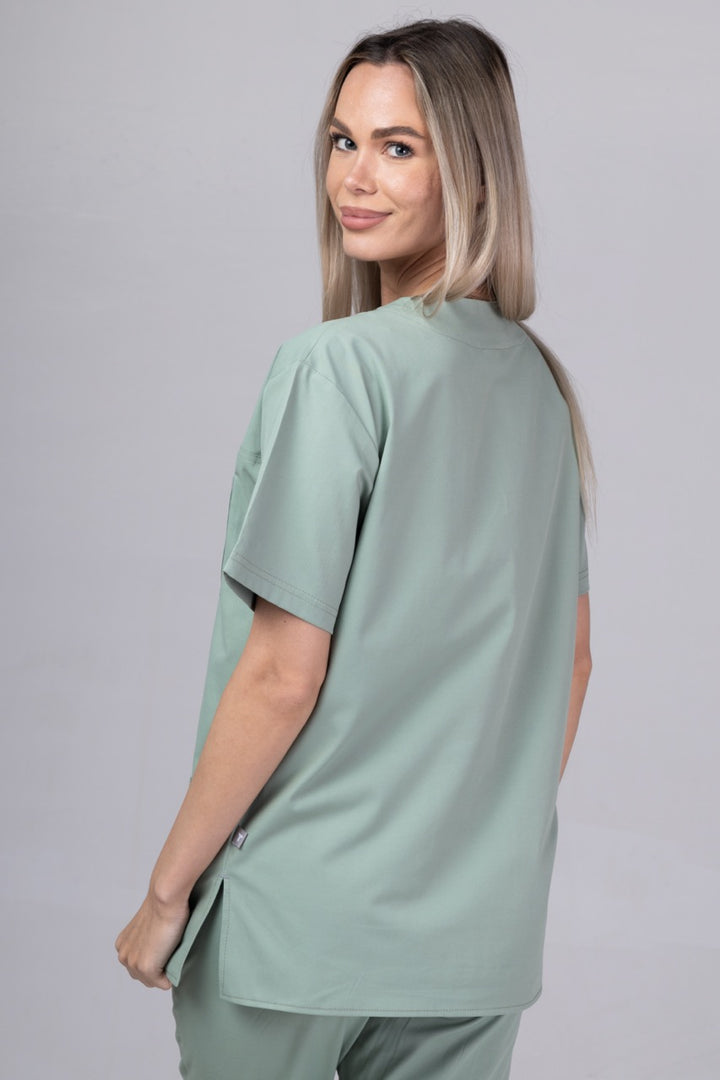 Costum Medical Premium de dama TAG Cool | Uniforma Medicala de vara | Tender Green