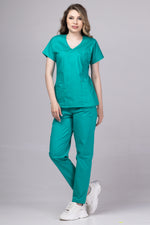 Încărcați imaginea în vizualizatorul Galerie, Costum Medical Premium TAG Ambra | Uniforma Medicala Feminina Cotton Stretch | Verde Chirurgical
