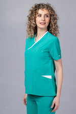 Încărcați imaginea în vizualizatorul Galerie, Costum Medical Premium de dama TAG Onyx | Uniforma Medicala Poly Spandex | Verde Chirurgical cu paspoal Alb