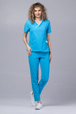 Încărcați imaginea în vizualizatorul Galerie, Costum Medical Premium de dama TAG Onyx | Uniforma Medicala Poly Spandex | Ocean cu paspoal Alb