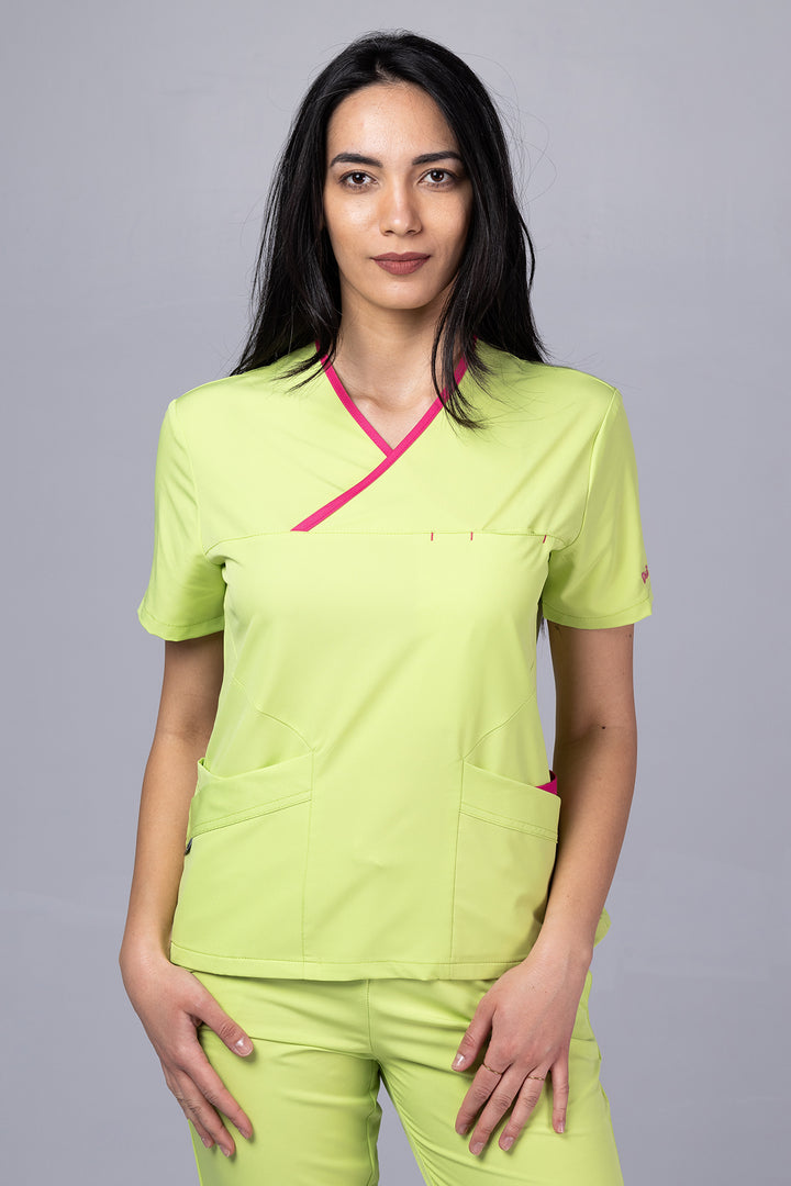 Costum Medical Premium de dama TAG Onyx | Uniforma Medicala Poly Spandex | Green Apple cu paspoal Ciclam