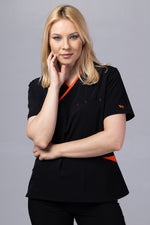 Încărcați imaginea în vizualizatorul Galerie, Costum Medical Premium de dama TAG Onyx | Uniforma Medicala Poly Spandex | Negru cu paspoal Orange