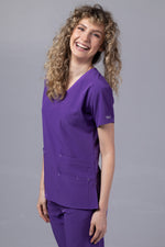 Încărcați imaginea în vizualizatorul Galerie, Costum Medical Premium TAG EVA | Uniforma Dama Poly Spandex | Velvet