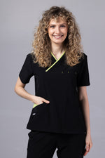 Încărcați imaginea în vizualizatorul Galerie, Costum Medical Premium de dama TAG Onyx | Uniforma Medicala Poly Spandex | Negru cu paspoal Green Apple