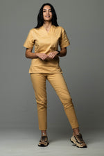 Încărcați imaginea în vizualizatorul Galerie, Costum Medical de dama TAG Premium Unisex | Uniforma Medicala Unisex Cotton Stretch | Auriu