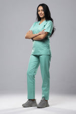 Încărcați imaginea în vizualizatorul Galerie, Costum Medical TAG ClassIQ | Uniforma Medicala Unisex Bumbac-Poliester | Fistic