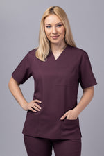 Încărcați imaginea în vizualizatorul Galerie, Costum Medical TAG ClassIQ | Uniforma Medicala Unisex Bumbac-Poliester | Merlot